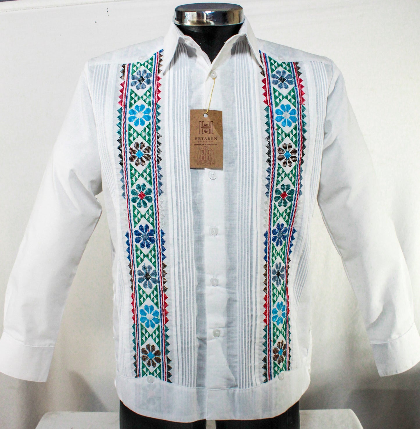 Guayabera Manga Larga MOD.077 Con Bordado De Flores colores
