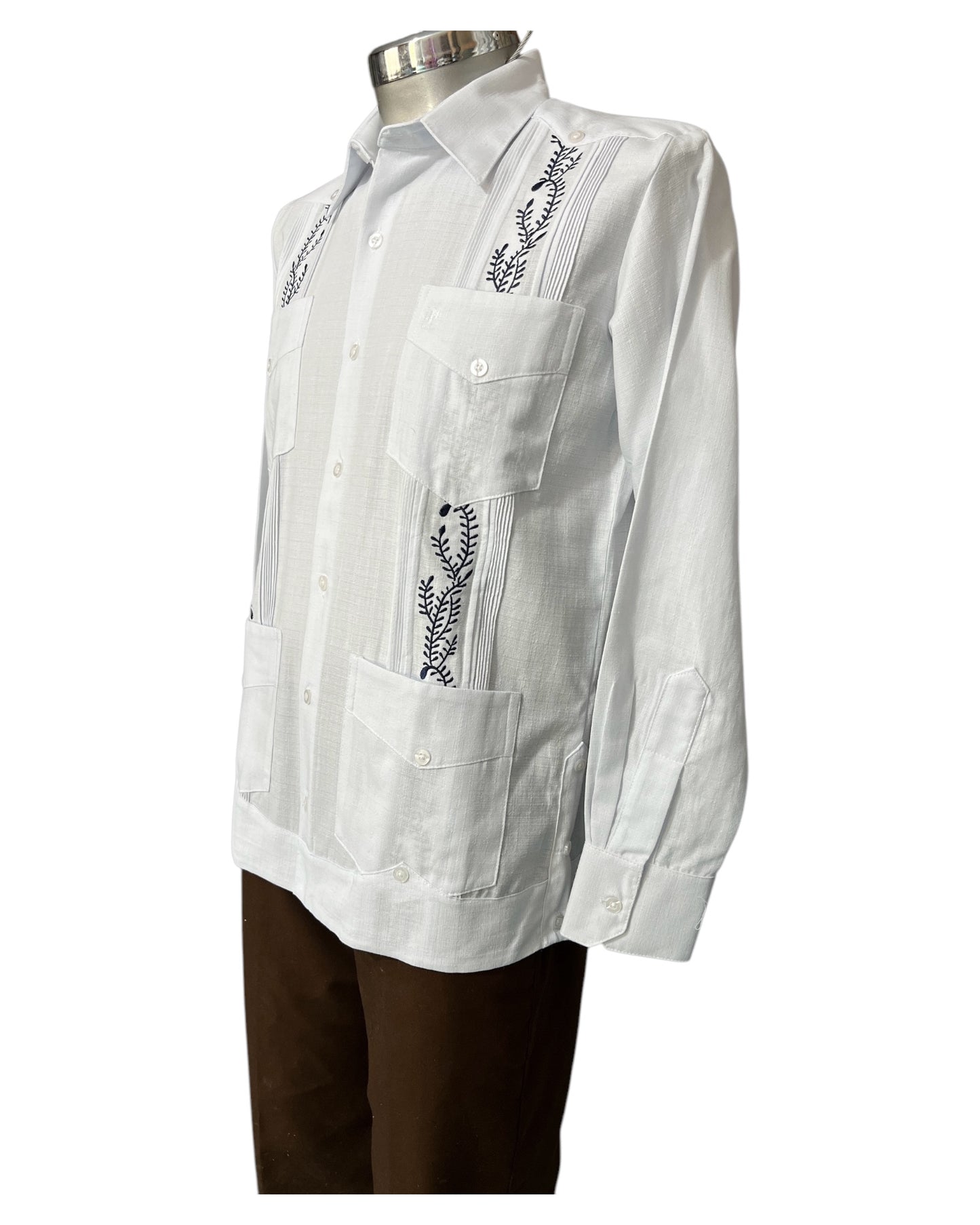 Guayabera MOD.013CUB Manga Larga Con Bordado y 4 Bolsas
