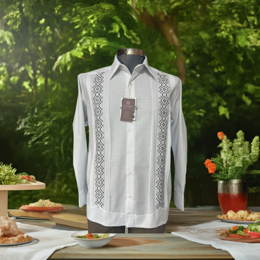 Guayabera manga larga MOD.079B bordado negro y gris