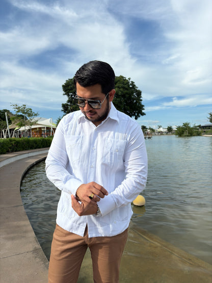 Guayabera Cubana Manga Larga Con 4 Bolsas y Alforzas