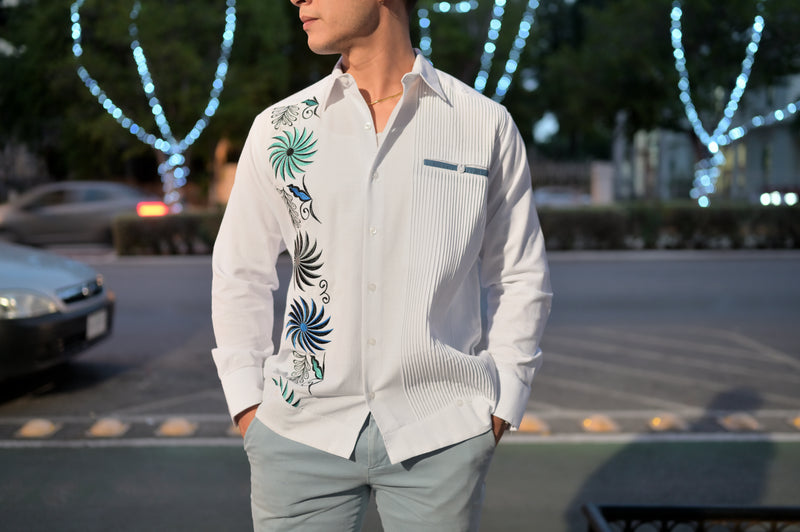 Guayabera Manga Larga MOD.043 Con Bordado de Rehilete | Guayabera artesanal | HETAREN GUAYABERAS