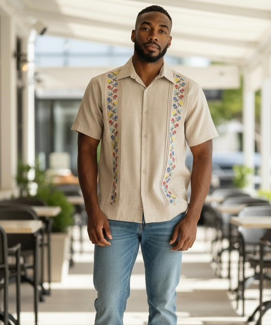 Guayabera Manga Corta MOD.110 Modelo Sueños de Primavera Color Beige