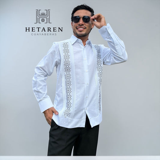 Guayabera manga larga MOD.079B bordado negro y gris