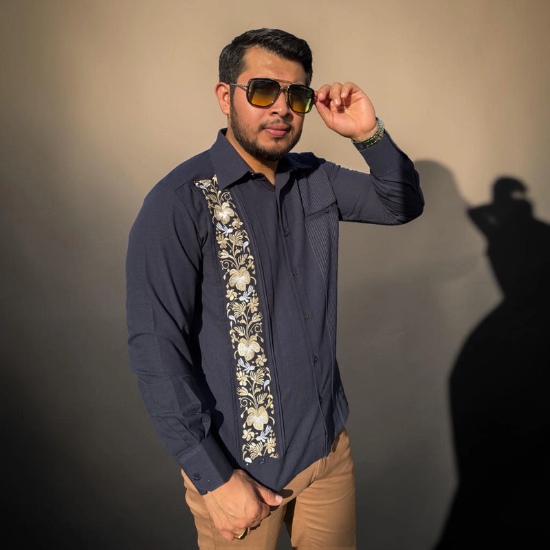 Guayabera Manga Larga MOD.001 Bordado Colibrí sin bordado en cuello y puño | Guayabera artesanal | HETAREN GUAYABERAS