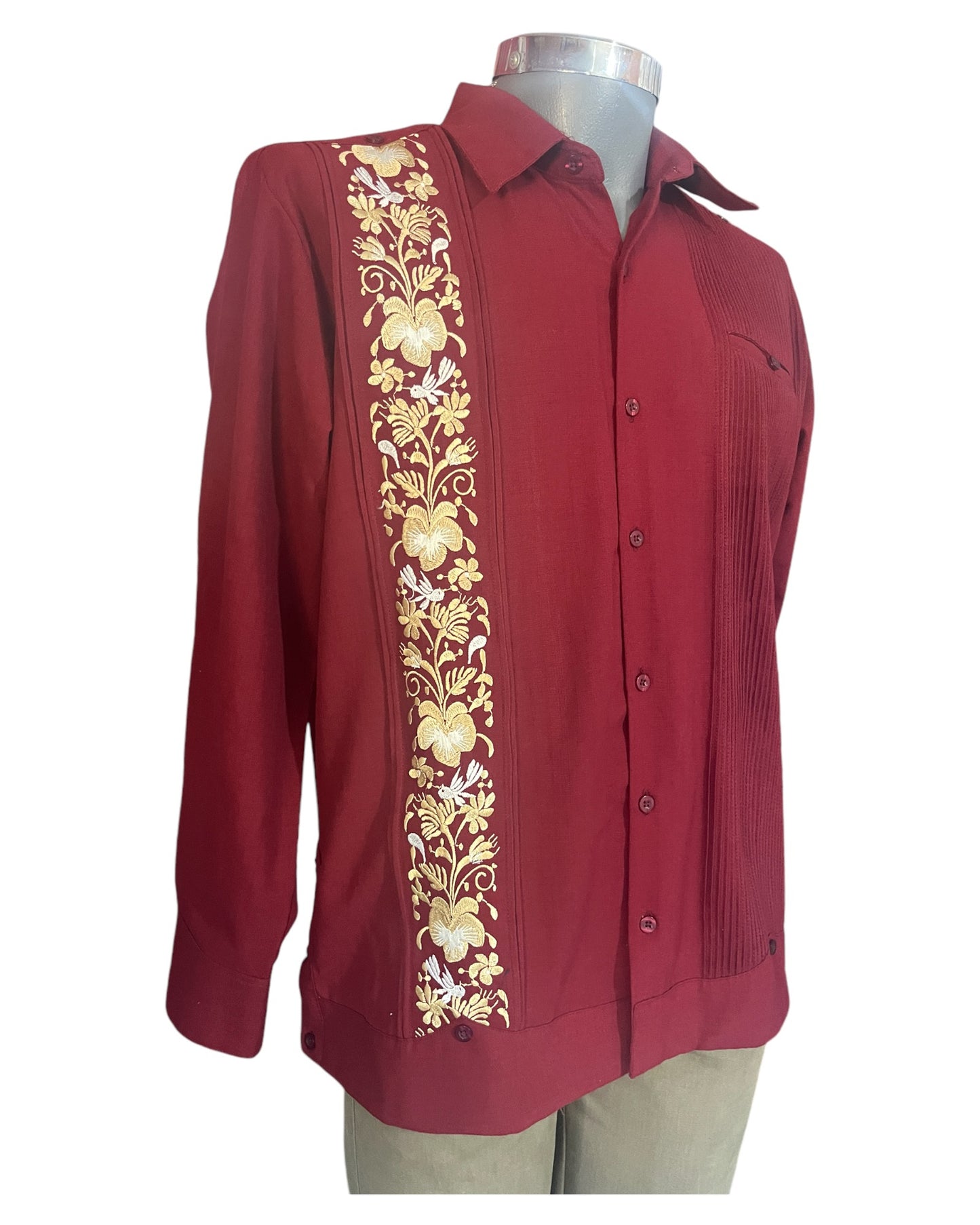 Guayabera Manga Larga MOD.001 bordado Colibri sin bordado en cuello y puño