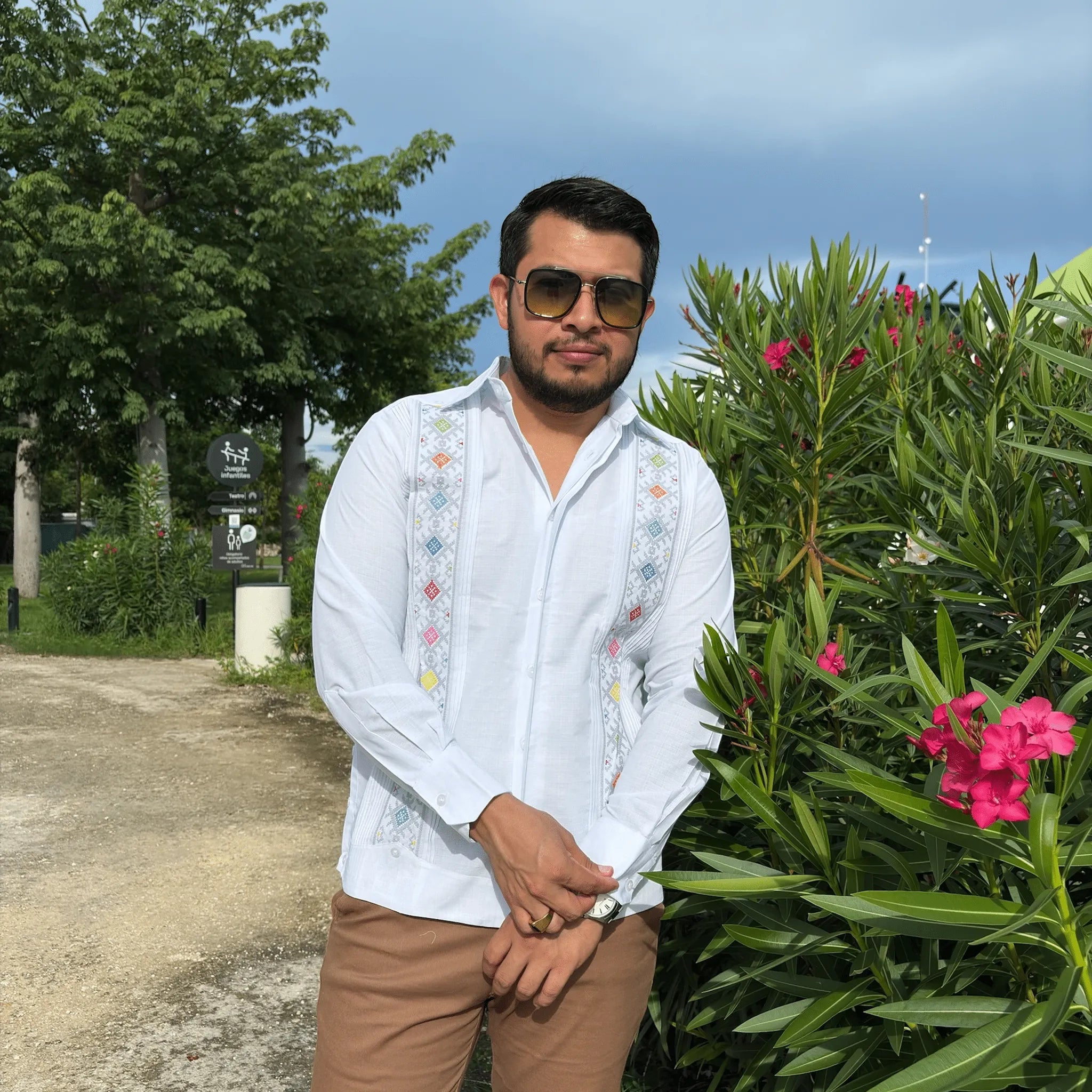 Guayabera Manga Larga MOD.004 Gemas colores claros | Guayabera artesanal | HETAREN GUAYABERAS