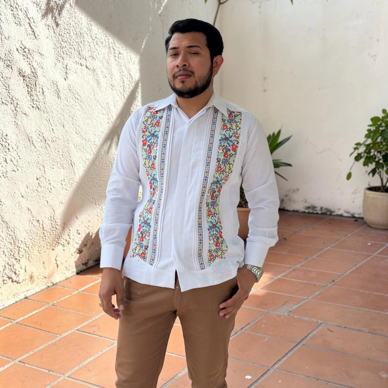 Guayabera Manga Larga MOD.014 Con Bordado De Punto de Cruz | Guayabera artesanal | HETAREN GUAYABERAS