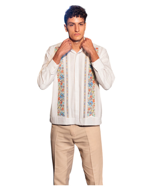 Guayabera Manga Larga MOD.014 Con Bordado De Punto de Cruz
