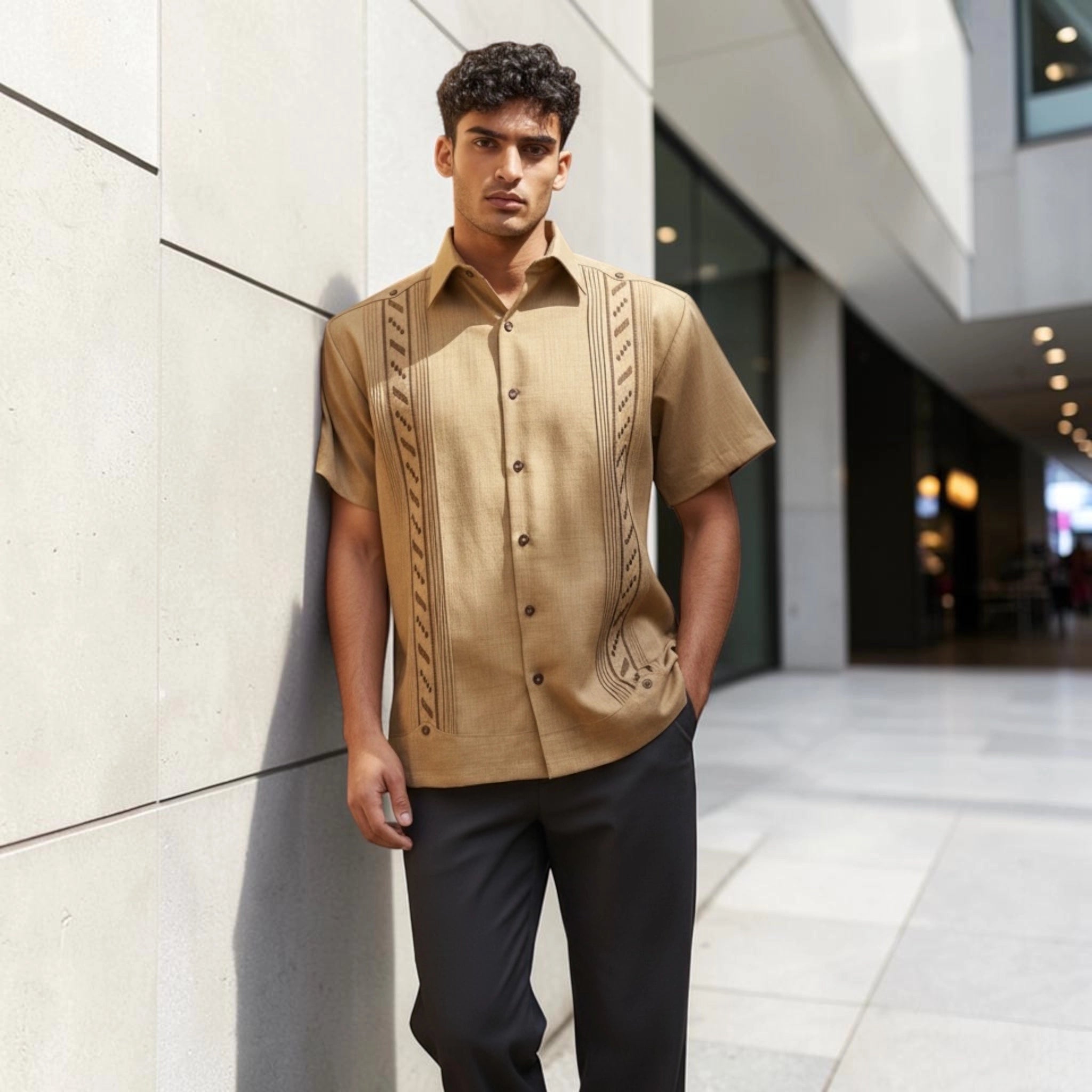 Guayabera Manga Corta MOD.048 Color Kaki Con Bordado Baritas Café | Guayabera artesanal | HETAREN GUAYABERAS