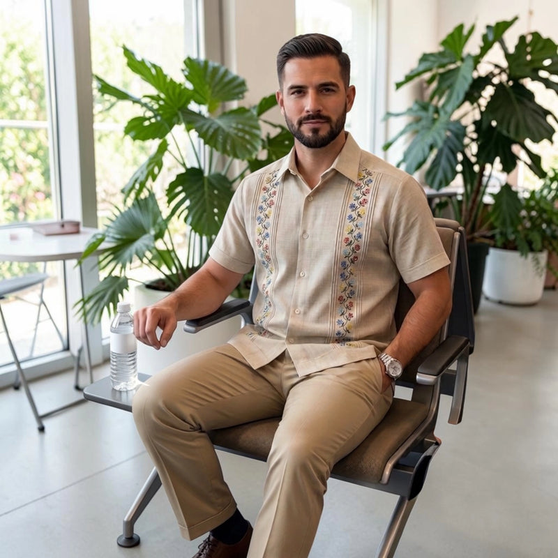 Guayabera Manga Corta MOD.110 Modelo Sueños de Primavera Color Beige | Guayabera artesanal | HETAREN GUAYABERAS