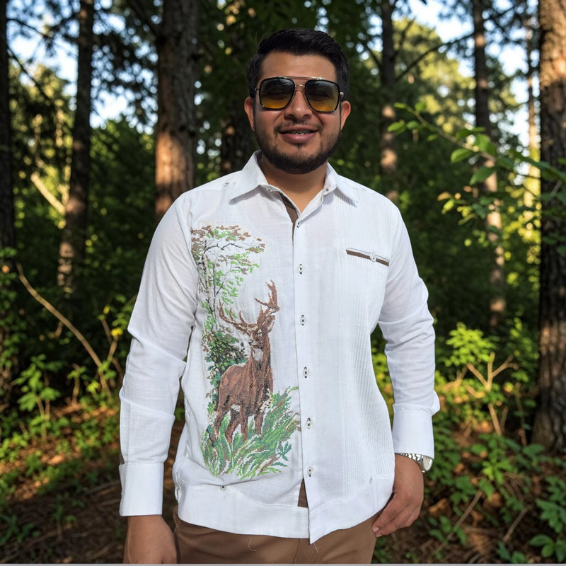 Guayabera Manga Larga MOD.125 Con Bordado Venado | Guayabera artesanal | HETAREN GUAYABERAS