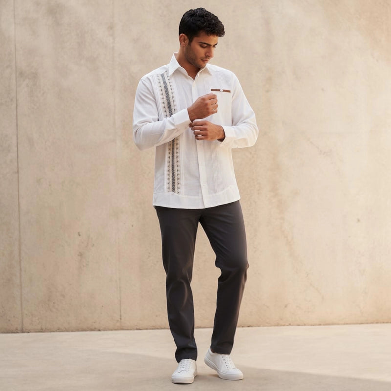Guayabera Manga Larga MOD.007 Bordado de 2 colores y su bolsa de vivo combinado | Guayabera artesanal | HETAREN GUAYABERAS