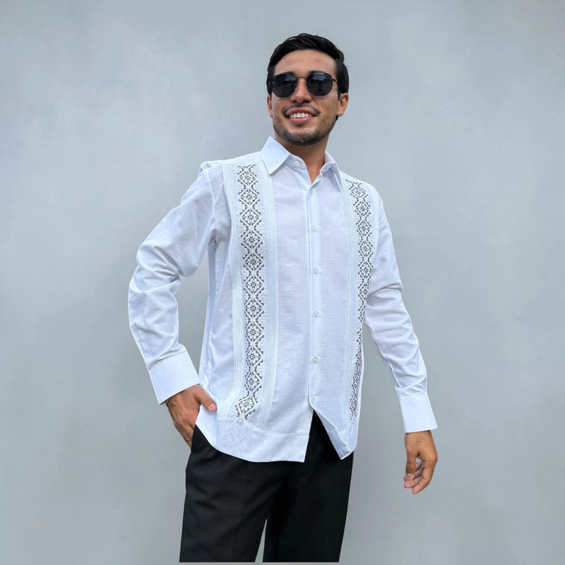 Guayabera Manga Larga MOD.079B Bordado Negro y Gris | Guayabera artesanal | HETAREN GUAYABERAS