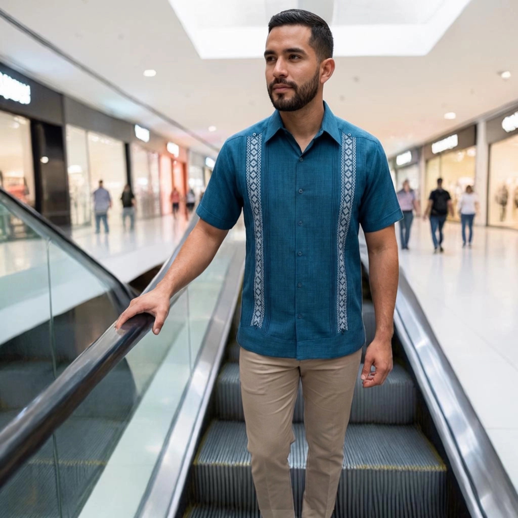 Guayabera Manga Corta MOD.141 Modelo Gabriel Color Verde Petróleo | Guayabera artesanal | HETAREN GUAYABERAS