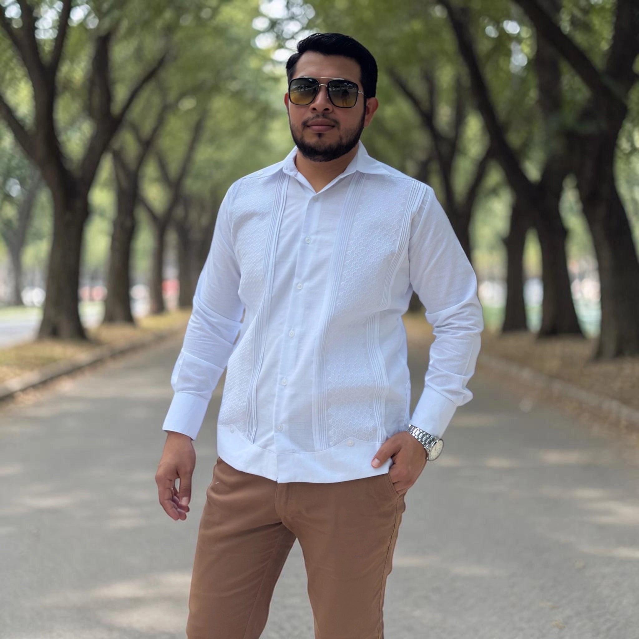 Guayabera Manga Larga MOD.158 Bordado Panal Blanco | Guayabera artesanal | HETAREN GUAYABERAS
