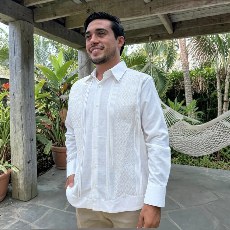 Guayabera Manga Larga MOD.158 Bordado Panal Hueso | Guayabera artesanal | HETAREN GUAYABERAS