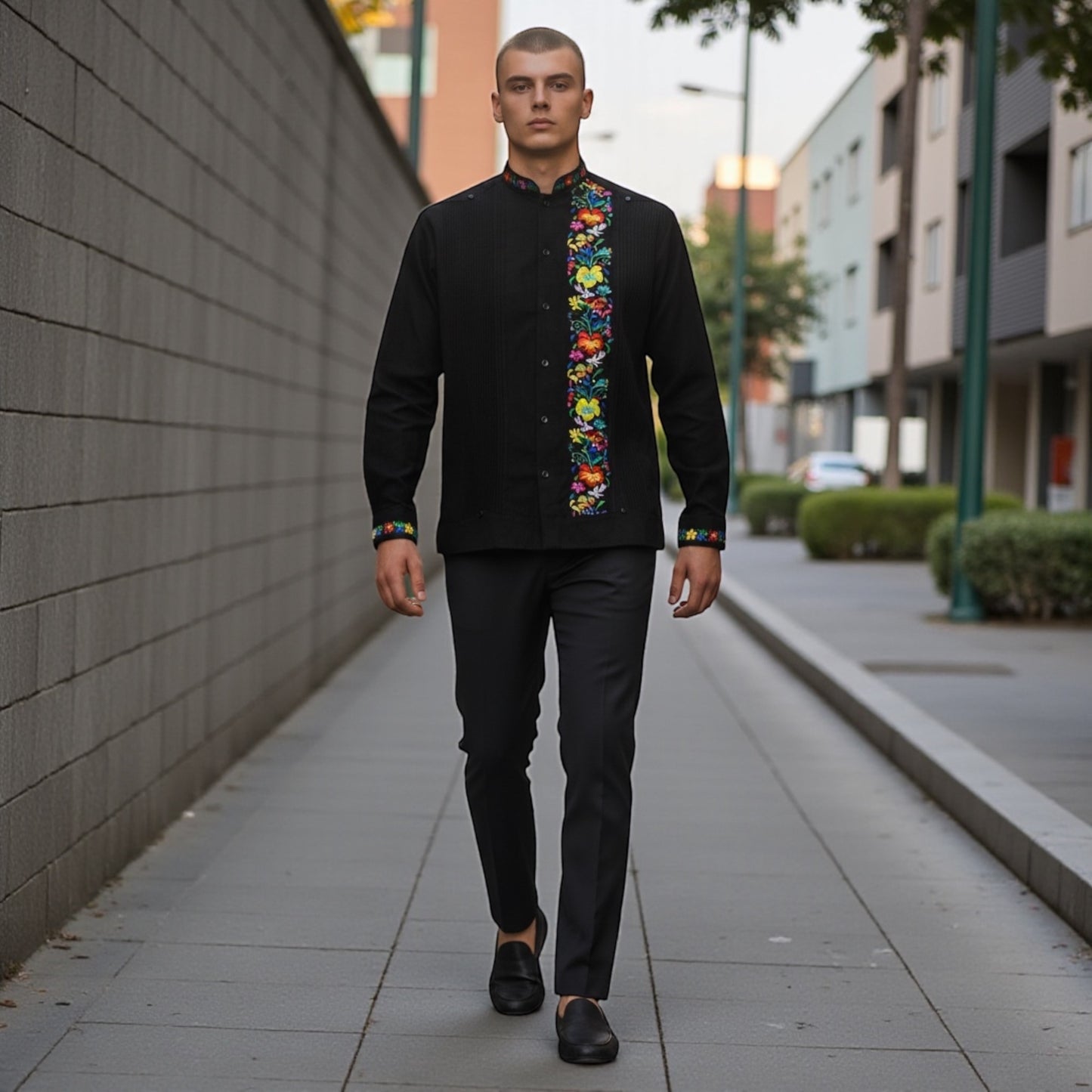 Guayabera Manga Larga MOD.053 Bordado de Colibrí, 10 colores